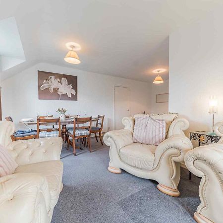 Pass The Keys Comfortable 3 Bed In Central Bowness With Parking Windermere Exteriér fotografie