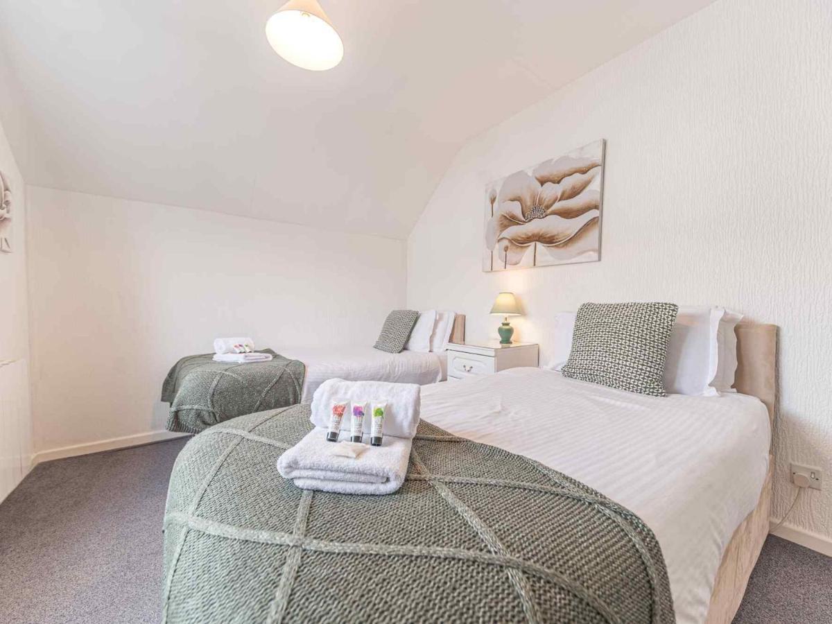 Pass The Keys Comfortable 3 Bed In Central Bowness With Parking Windermere Exteriér fotografie