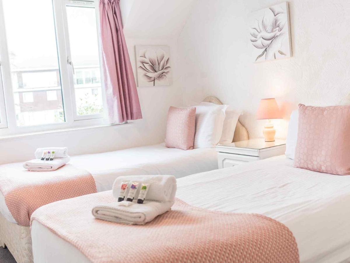 Pass The Keys Comfortable 3 Bed In Central Bowness With Parking Windermere Exteriér fotografie